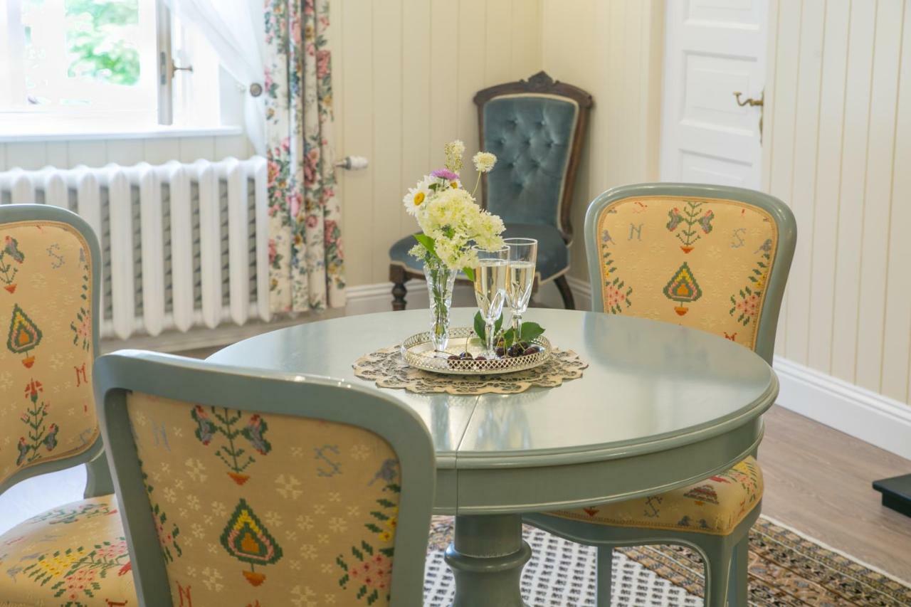 Romance Apartment Кулдіга Екстер'єр фото